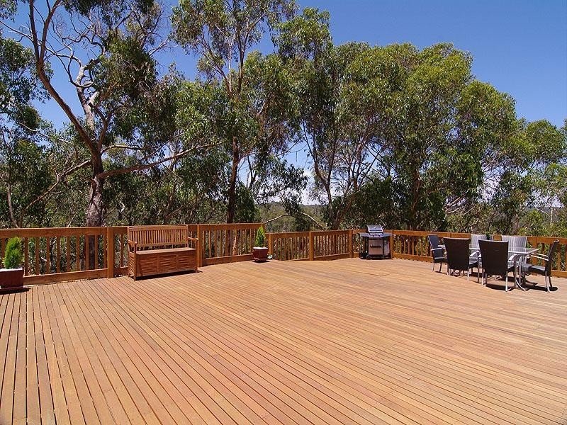 105 Vicks Road, Cherry Gardens SA 5157