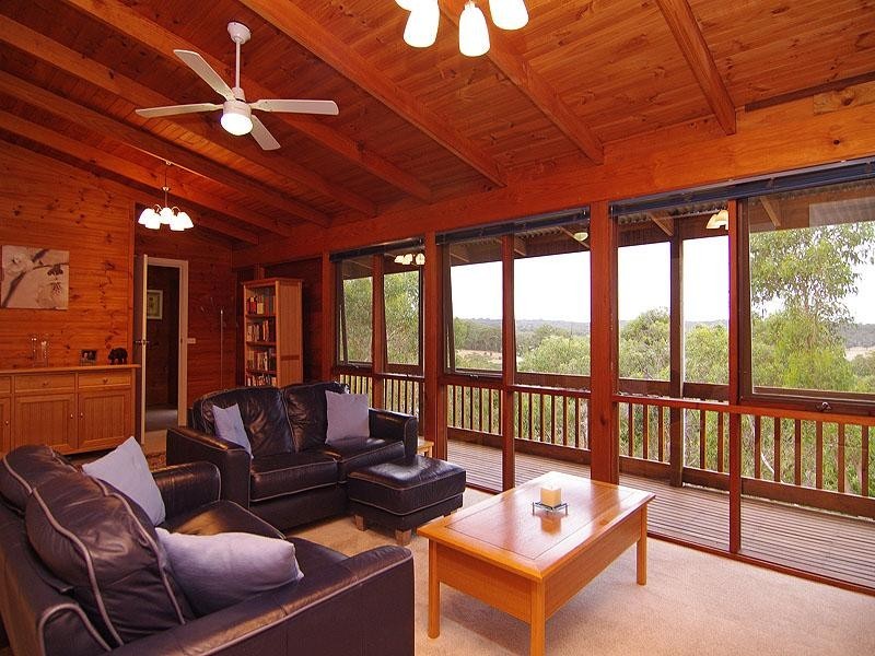 105 Vicks Road, Cherry Gardens SA 5157