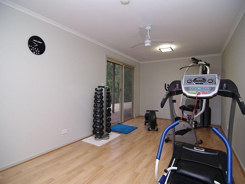 105 Vicks Road, Cherry Gardens SA 5157