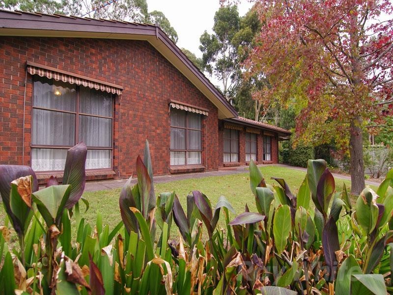 3 Sandow Crescent, Coromandel Valley SA 5051