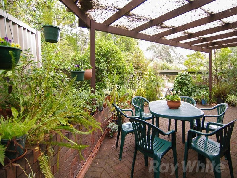 3 Sandow Crescent, Coromandel Valley SA 5051