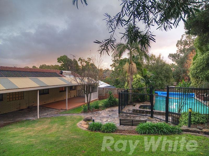 33 Monalta Drive, Belair SA 5052