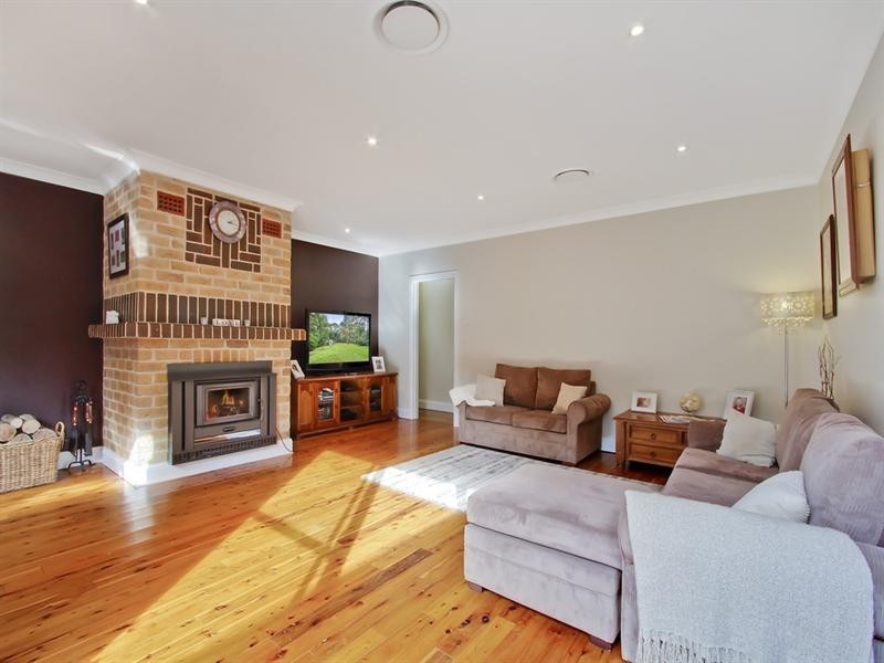 105 Warks Hill Road, Kurrajong Heights NSW 2758