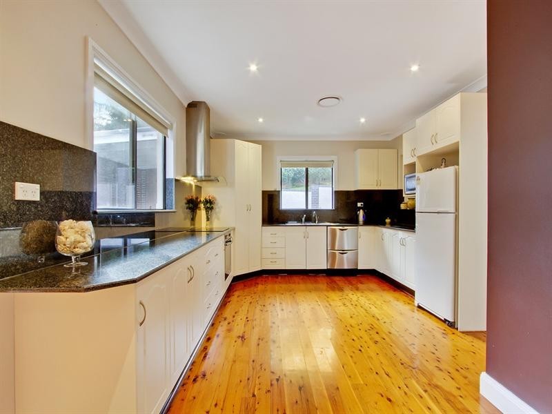 105 Warks Hill Road, Kurrajong Heights NSW 2758