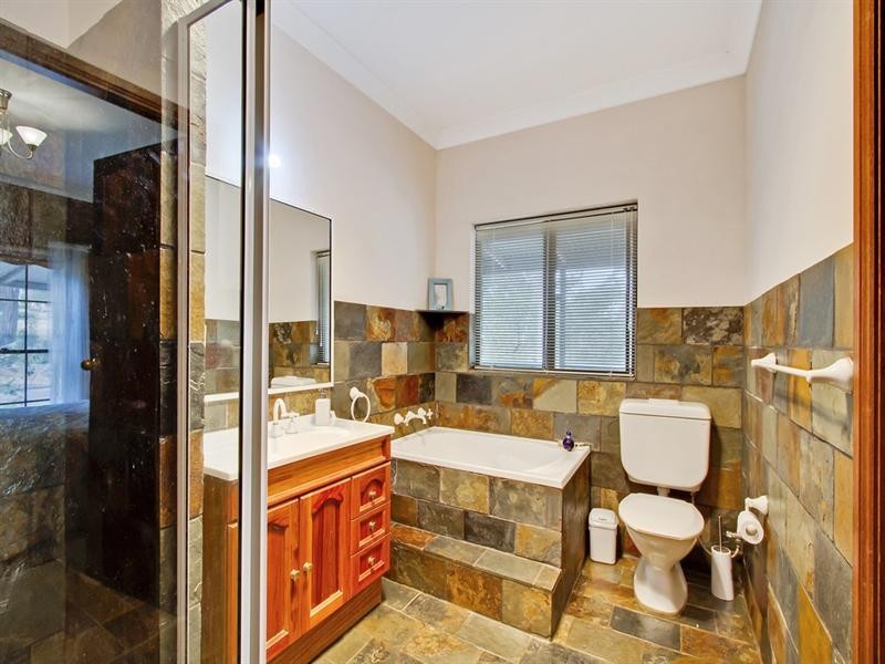 302 Cedar Ridge Road, Kurrajong NSW 2758