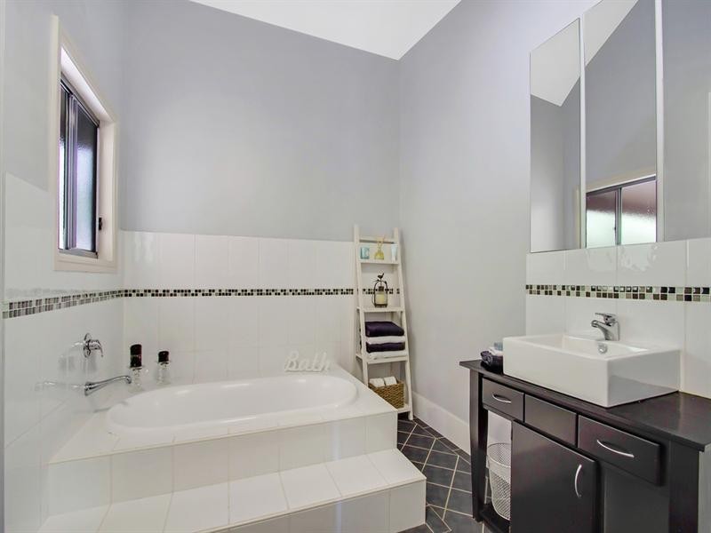 14 Tomah Street, Kurrajong Heights NSW 2758