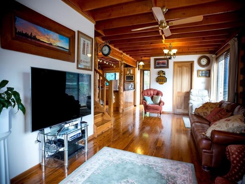 3 Red Gum Crescent, Bowen Mountain NSW 2753