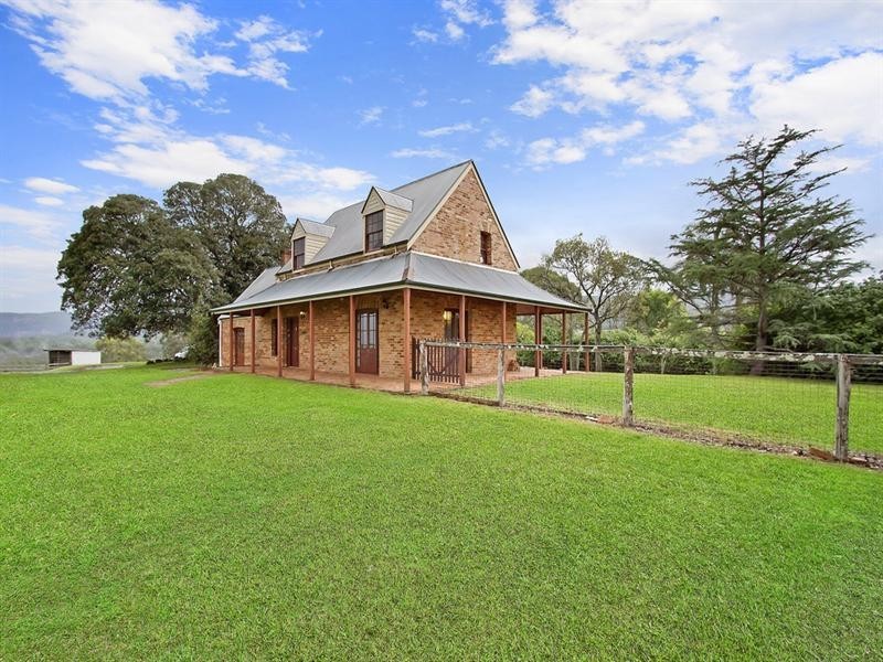 42 Cabbage Tree Road, Grose Vale NSW 2753