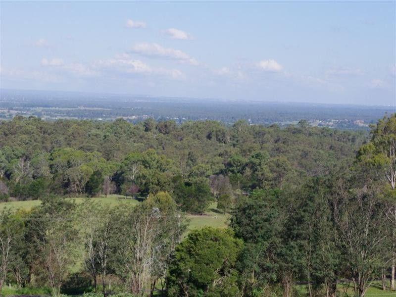 42 Cabbage Tree Road, Grose Vale NSW 2753