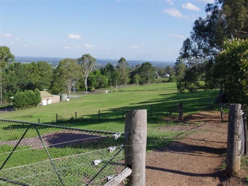 42 Cabbage Tree Road, Grose Vale NSW 2753