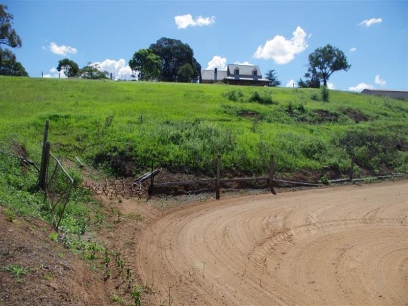 42 Cabbage Tree Road, Grose Vale NSW 2753