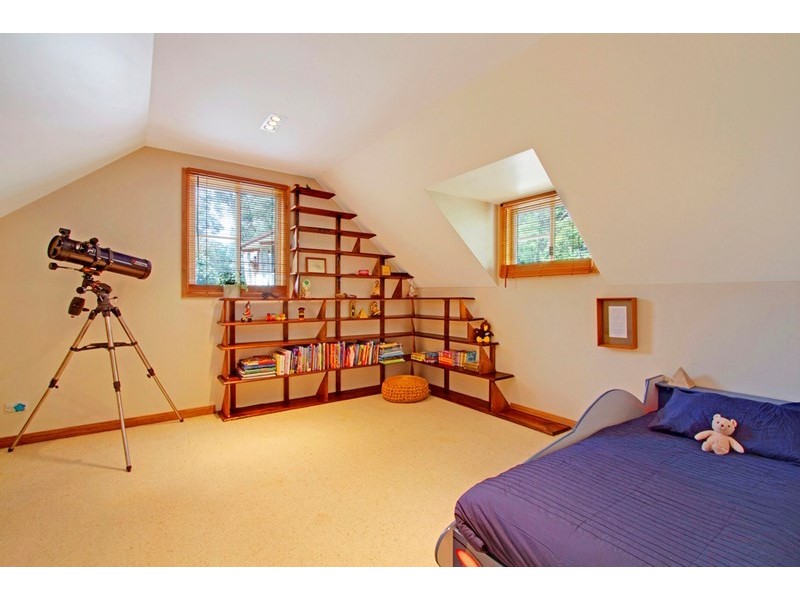 57 Lieutenant Bowen Road, Bowen Mountain NSW 2753