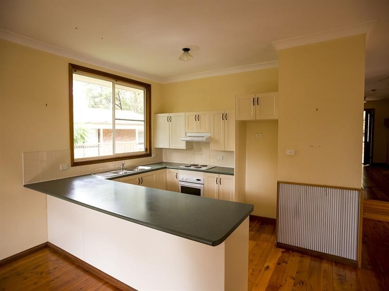 11 Waratah Street, Bowen Mountain NSW 2753