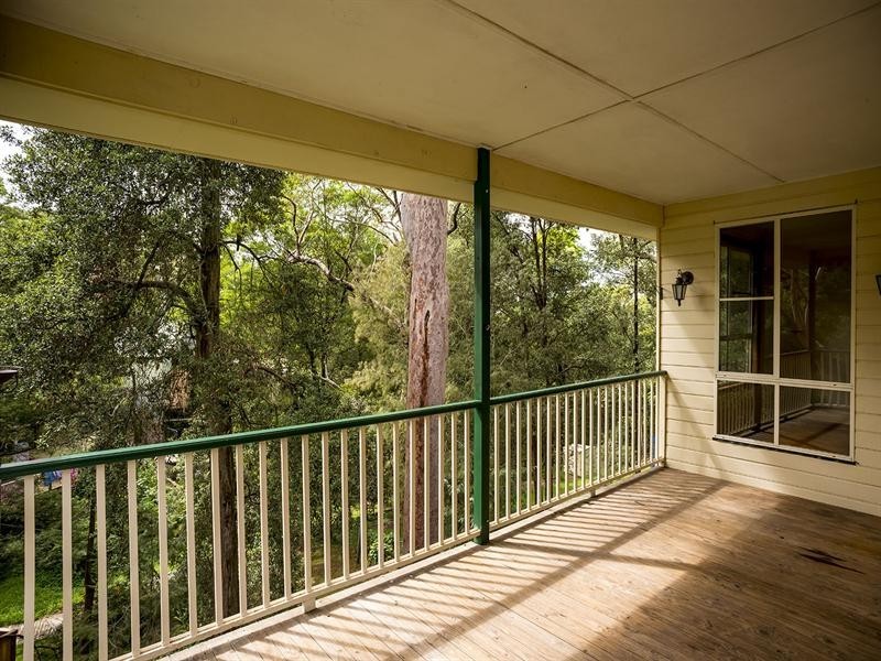 11 Waratah Street, Bowen Mountain NSW 2753