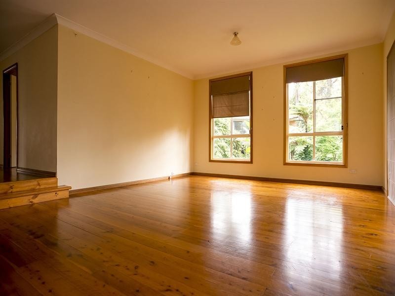 11 Waratah Street, Bowen Mountain NSW 2753