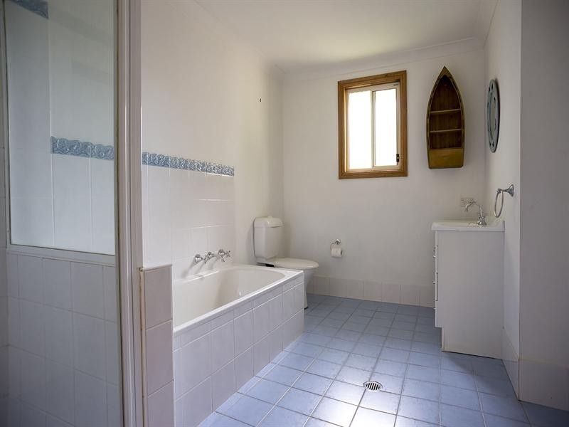 11 Waratah Street, Bowen Mountain NSW 2753