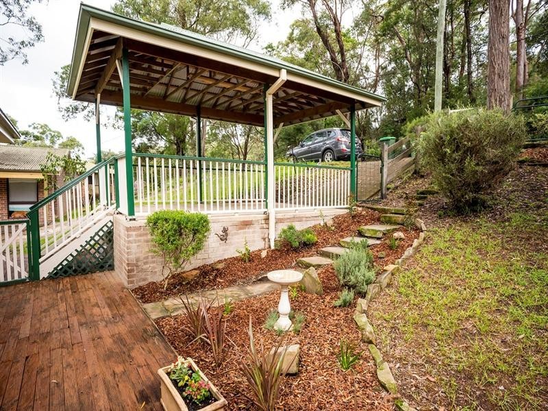11 Waratah Street, Bowen Mountain NSW 2753