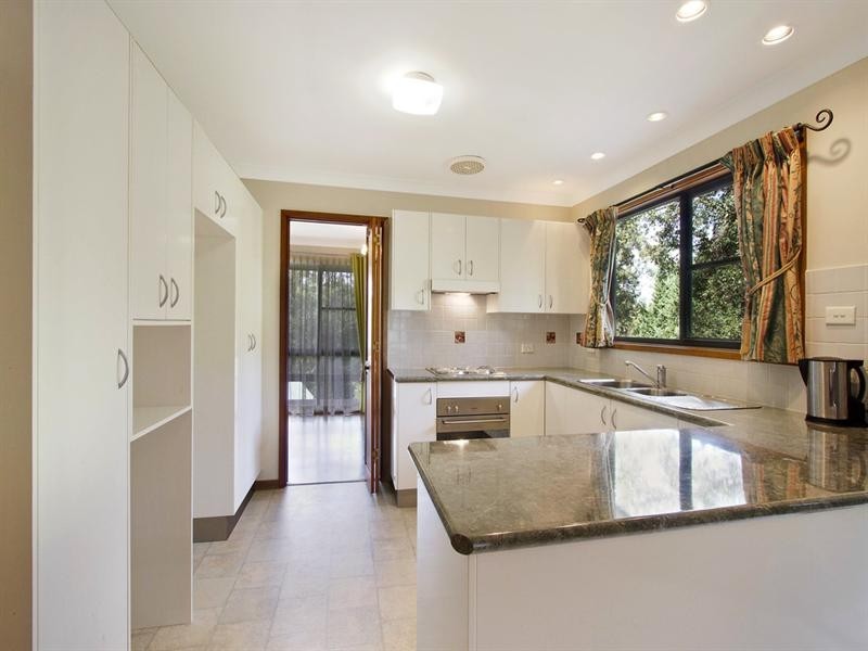 2 Frederick Place, Kurrajong Heights NSW 2758