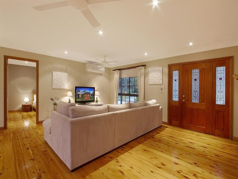 335 Lieutenant Bowen Drive, Bowen Mountain NSW 2753