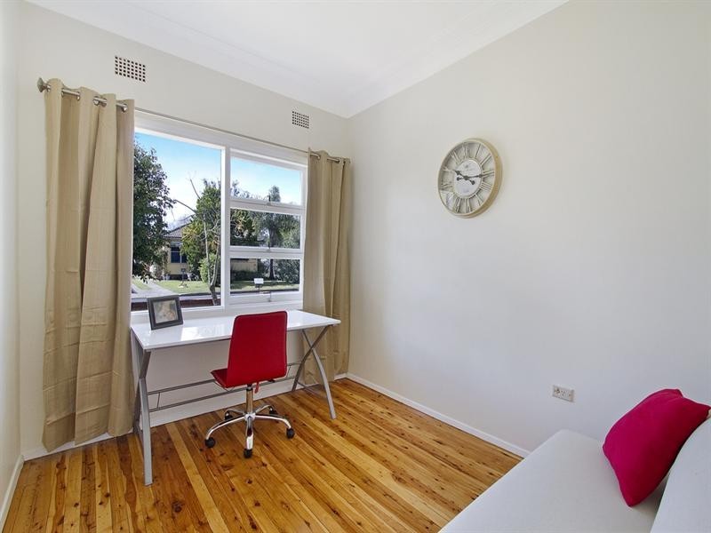 8 Conrad Street, Richmond NSW 2753