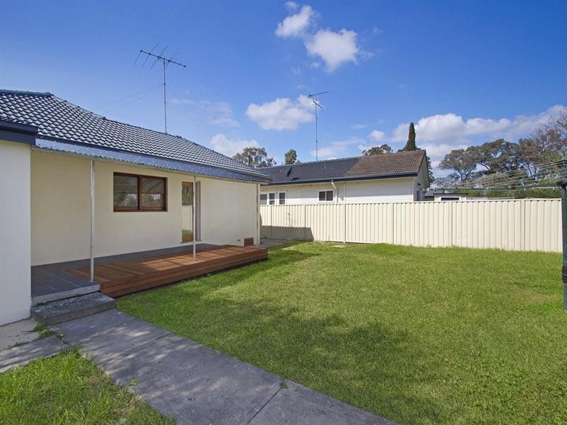 8 Conrad Street, Richmond NSW 2753