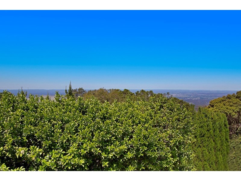 8 Douglas Road, Kurrajong Heights NSW 2758