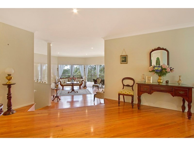 11-13 Maple Street, Bowen Mountain NSW 2753