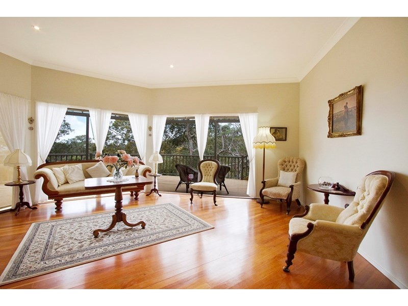 11-13 Maple Street, Bowen Mountain NSW 2753