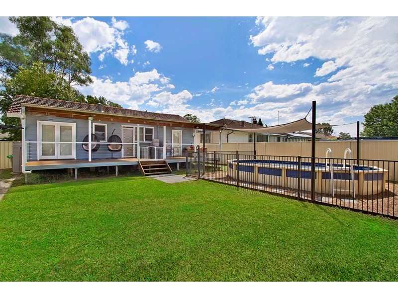 9 Clarke Avenue, Richmond NSW 2753