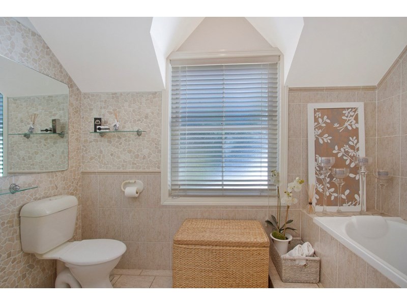 33 Burralow Road, Kurrajong Heights NSW 2758