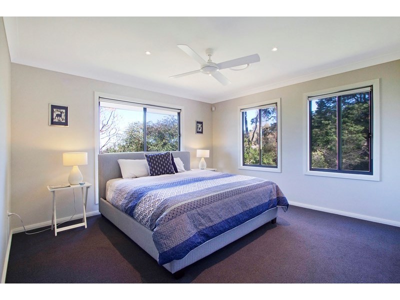 12 Pecks Road, Kurrajong Heights NSW 2758