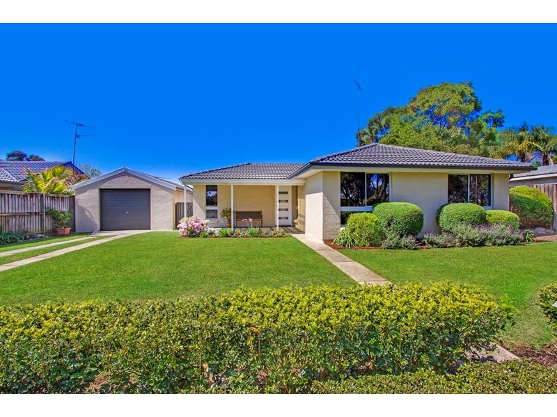 18 Red House Crescent, Mcgraths Hill NSW 2756