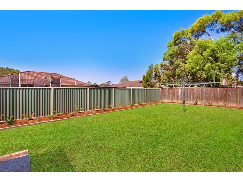 18 Red House Crescent, Mcgraths Hill NSW 2756