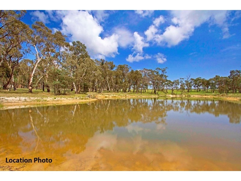 5 Hat Hill Lane, Meadow Flat NSW 2795