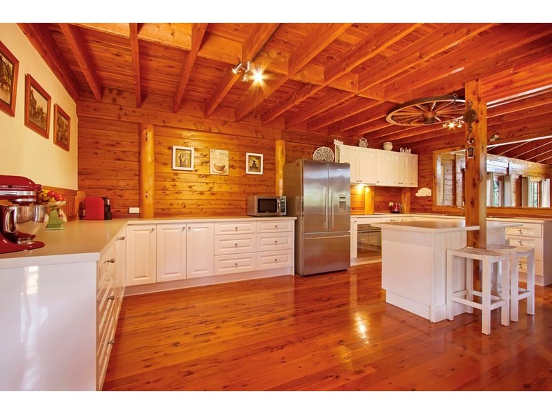 333 Blaxlands Ridge Road, Kurrajong NSW 2758