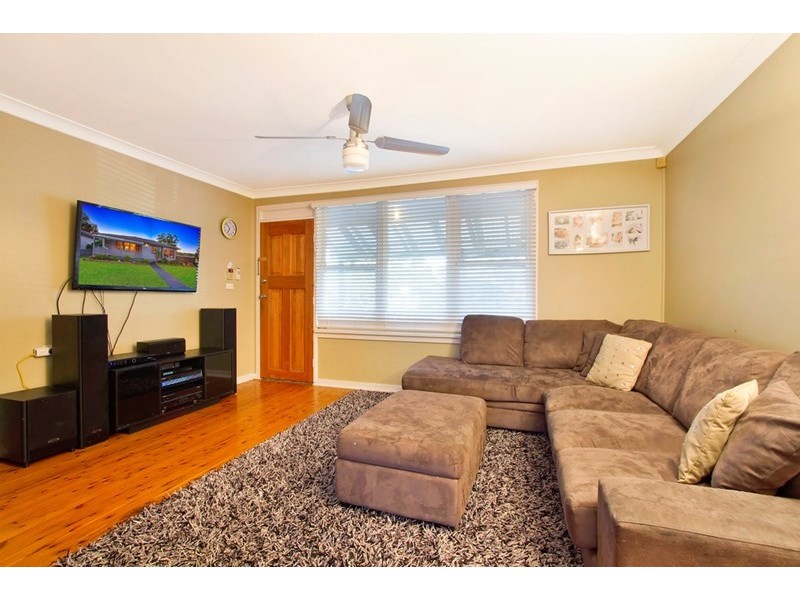 27 Luttrell Street, Richmond NSW 2753