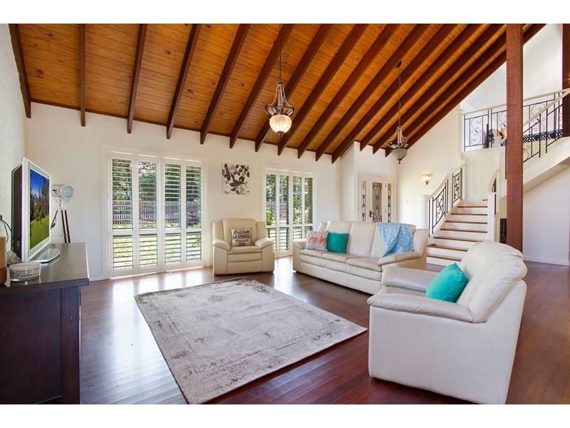 275 Lieutenant Bowen Drive, Bowen Mountain NSW 2753