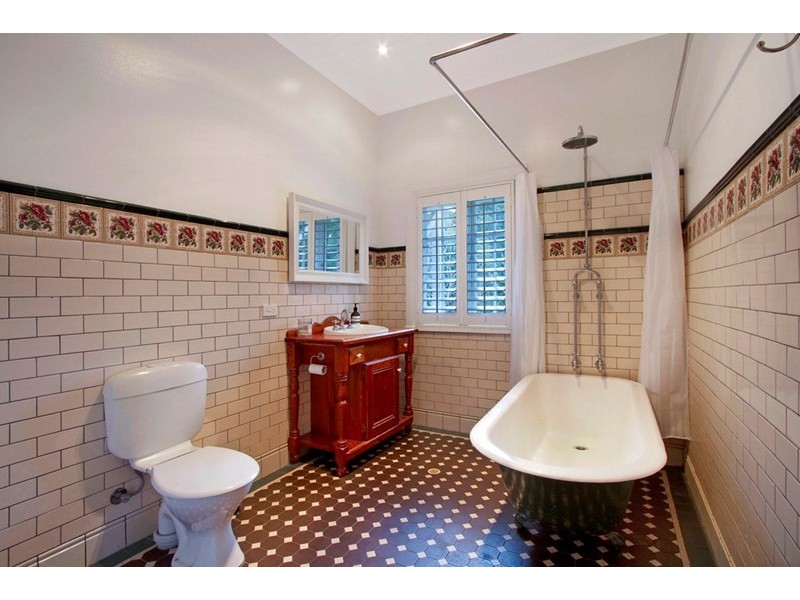 11 Douglas Road, Kurrajong Heights NSW 2758