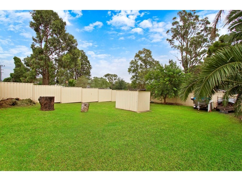 1 Warrina Place, Londonderry NSW 2753