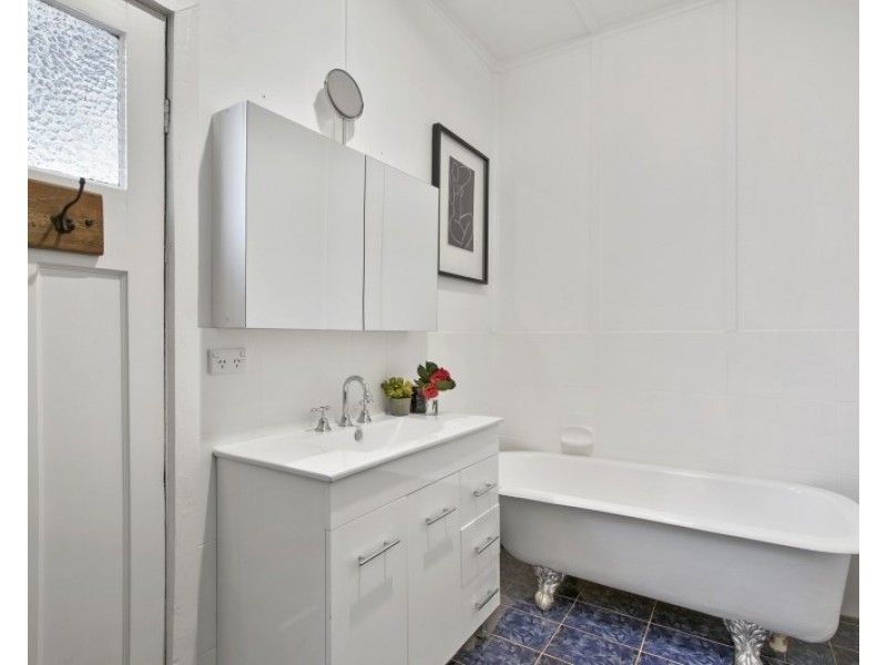 34 Bowen Mountain Road, Bowen Mountain NSW 2753