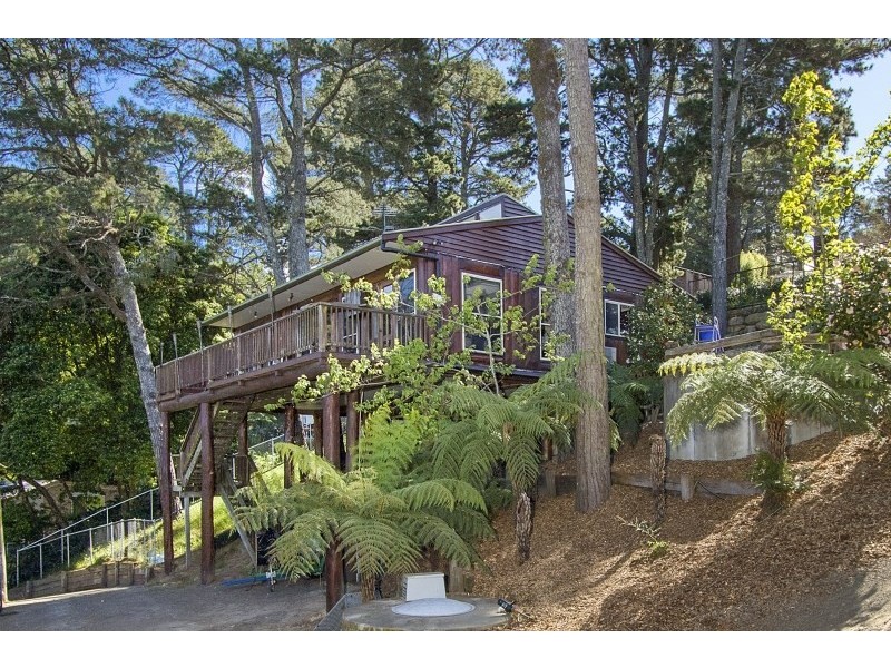 15 Pinedale Place, Kurrajong Heights NSW 2758