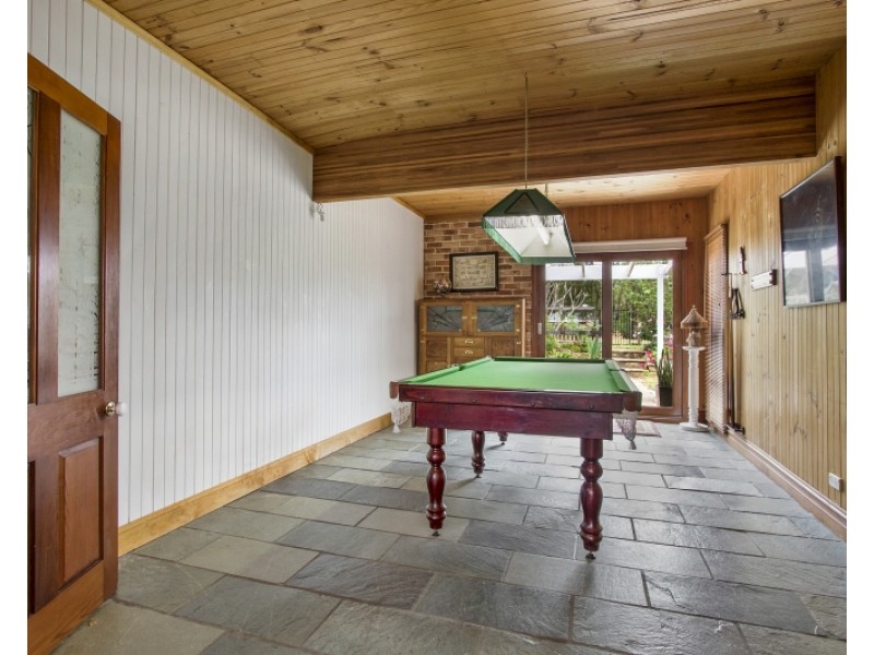 137 Mountain View Close, Kurrajong Hills NSW 2758