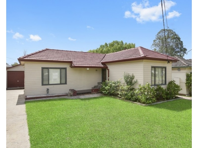 11 Penrose Crescent, South Penrith NSW 2750