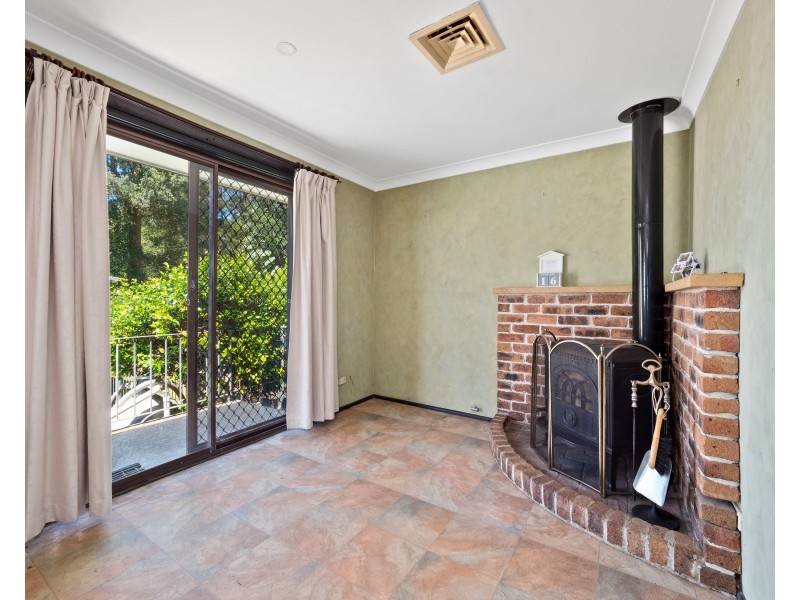 8 Frederick Place, Kurrajong Heights NSW 2758