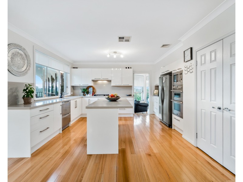 44 Pine Place, Grose Vale NSW 2753