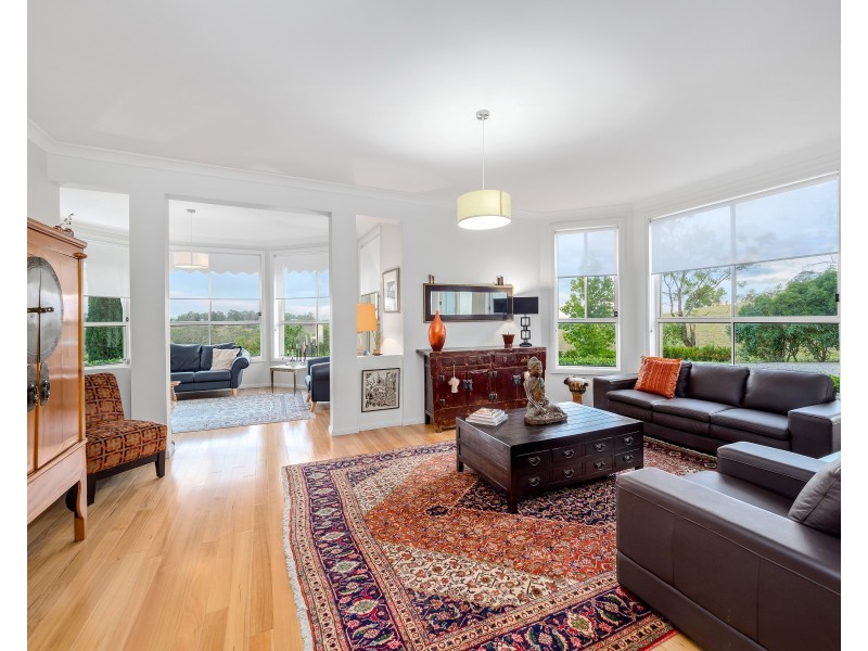 44 Pine Place, Grose Vale NSW 2753