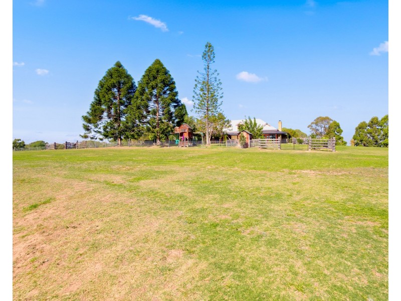 253 Blaxlands Ridge Road, Kurrajong NSW 2758
