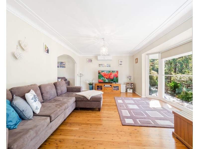 15 Stanley Avenue, Kurrajong Heights NSW 2758