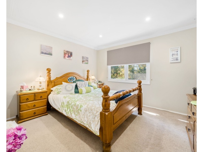 15 Stanley Avenue, Kurrajong Heights NSW 2758