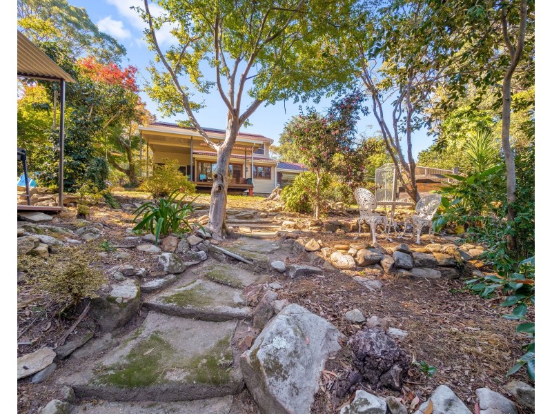 15 Stanley Avenue, Kurrajong Heights NSW 2758